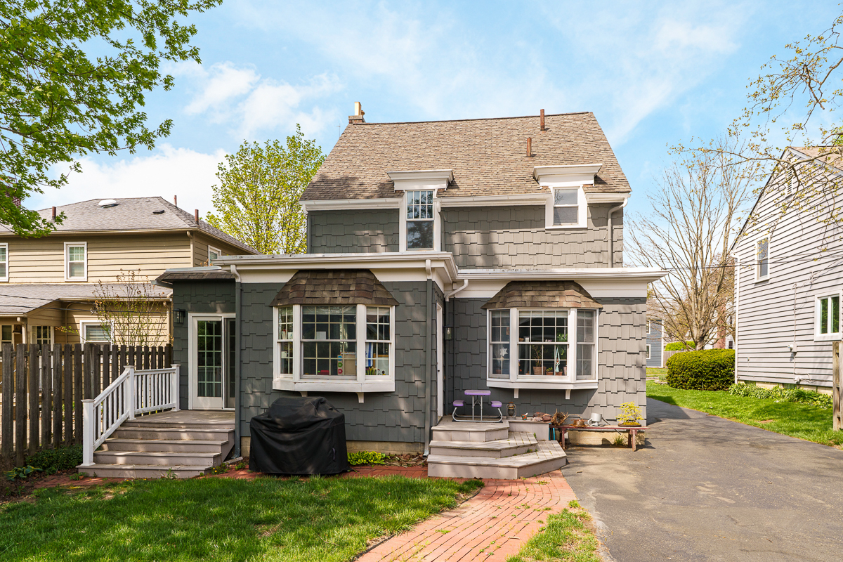 357 Fallis Rd-5