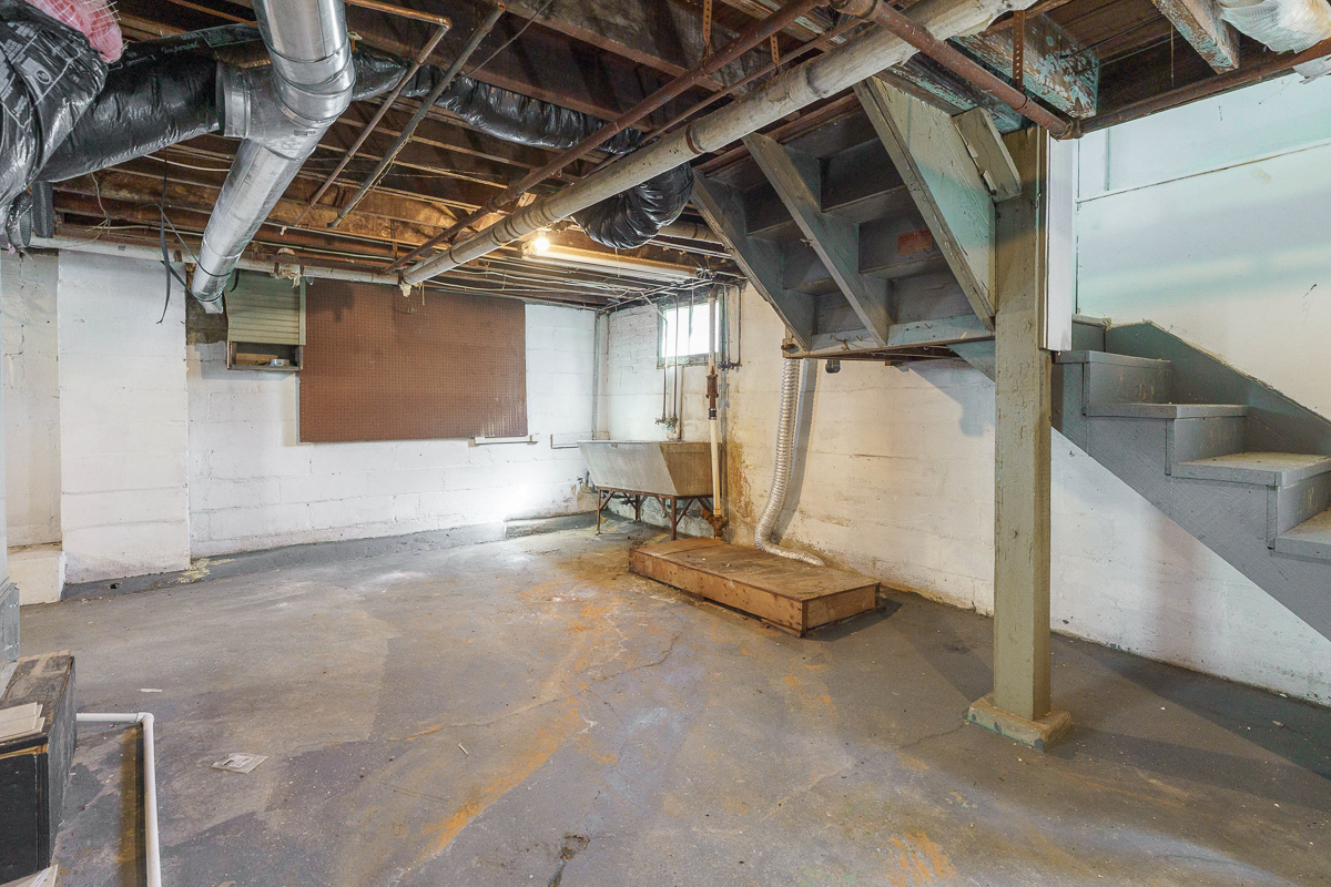 374 Acton Rd-9