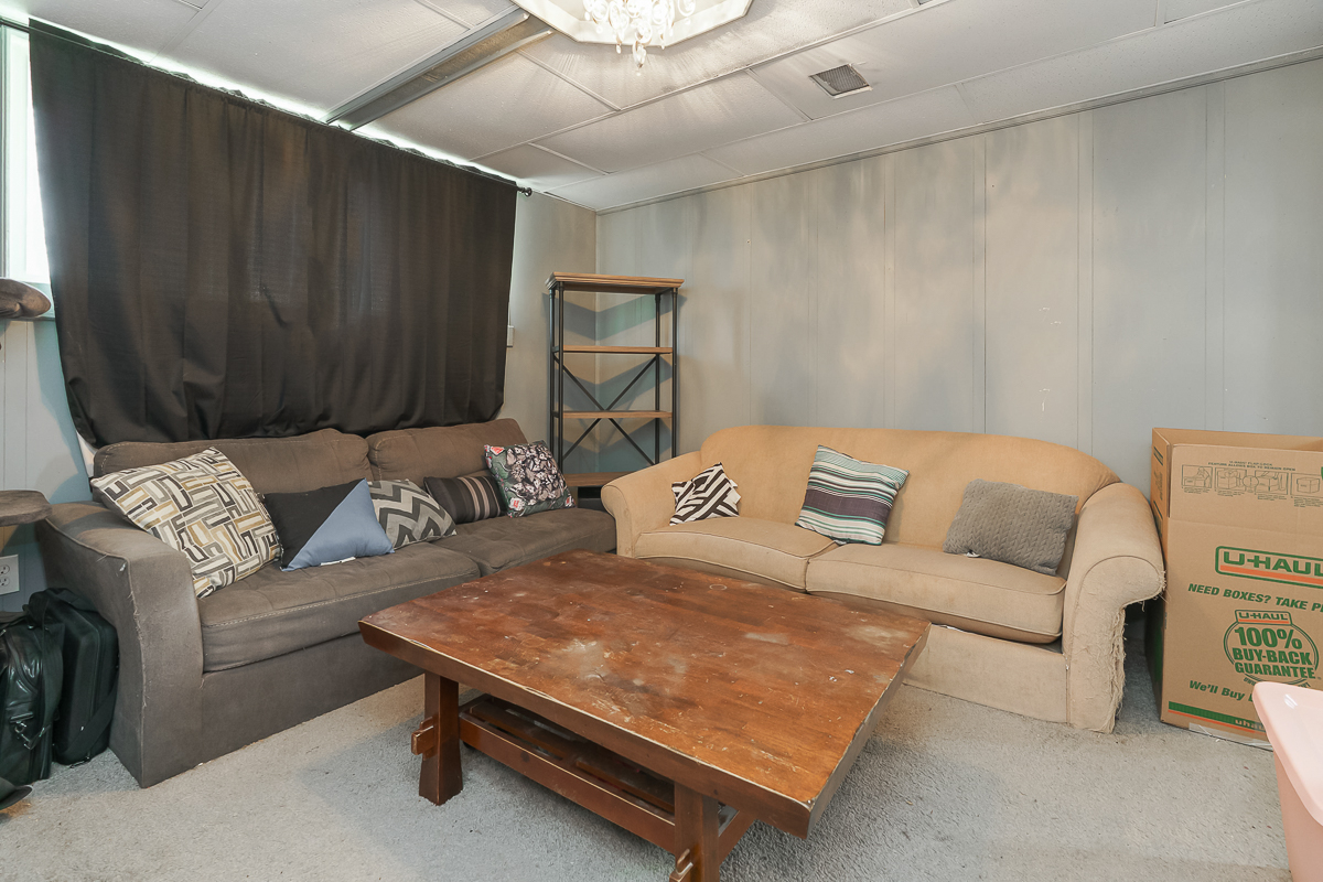 3755 Lynward Rd-24