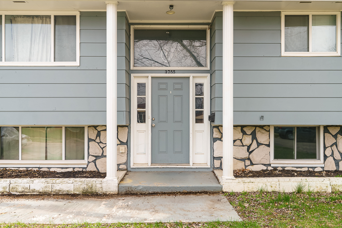 3755 Lynward Rd-4