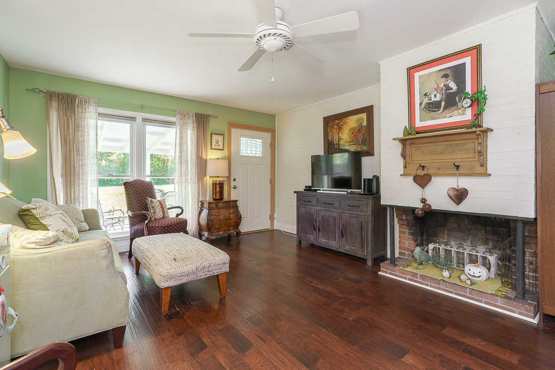 381 Darbyhurst Rd-19