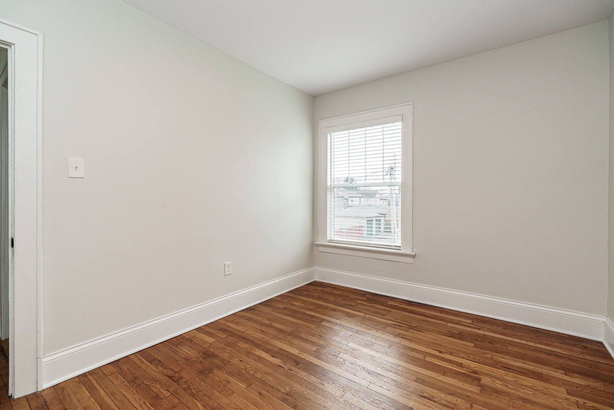 387 w 2nd Ave-31