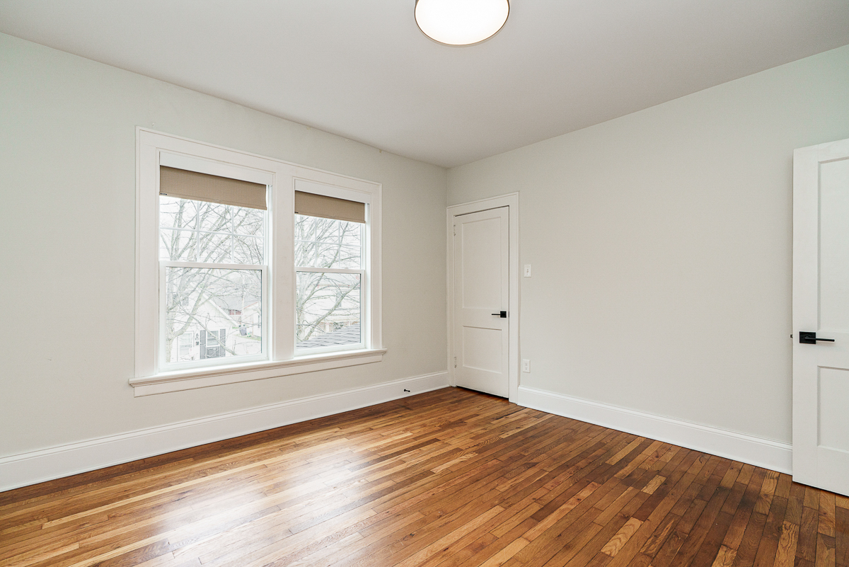 387 w 2nd Ave-37