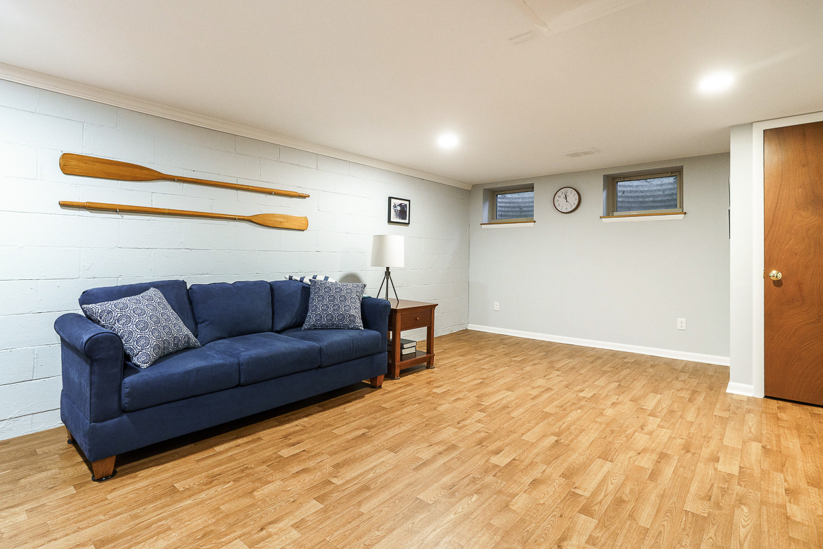3965 Wynding Dr-12