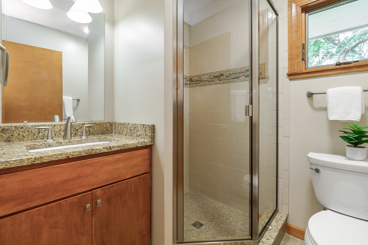 3965 Wynding Dr-32