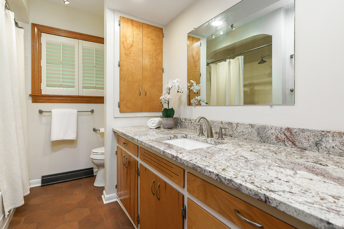 3965 Wynding Dr-35