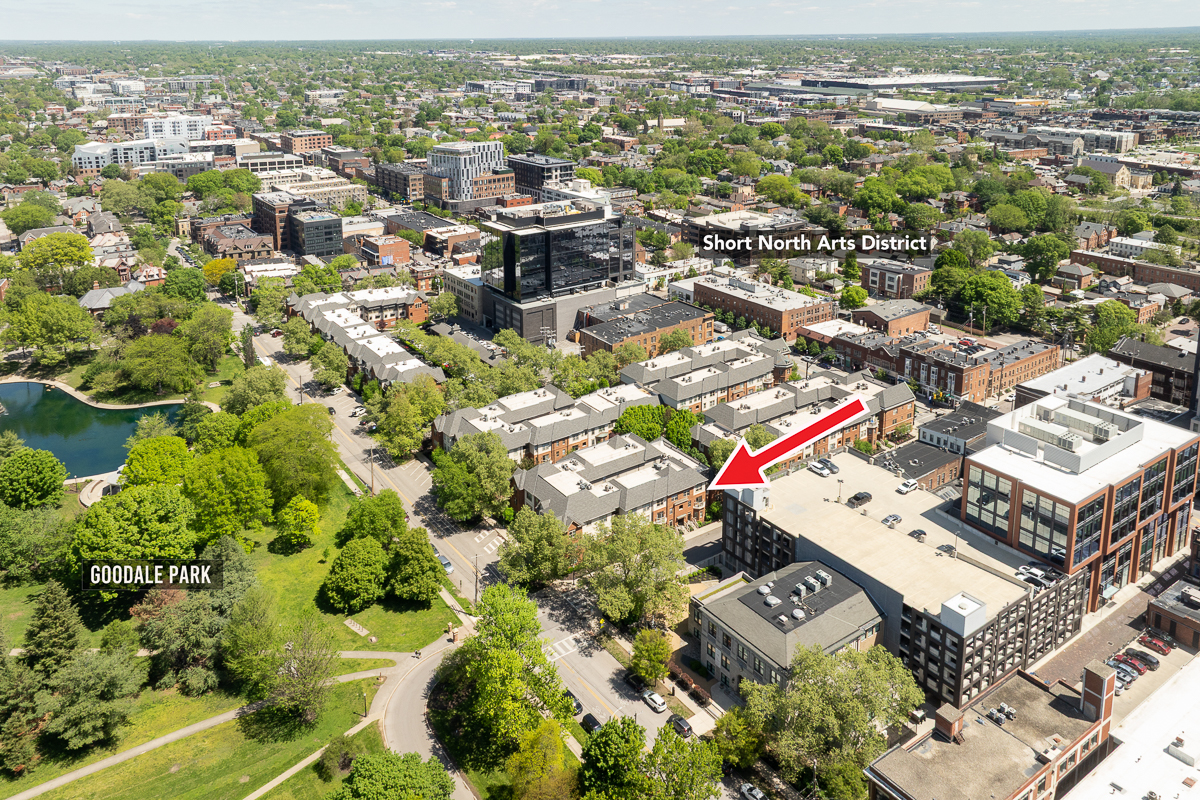 42 w Russell St-5