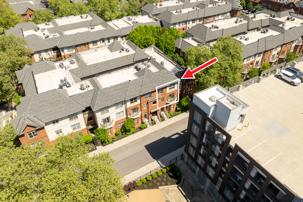 42 w Russell St-6