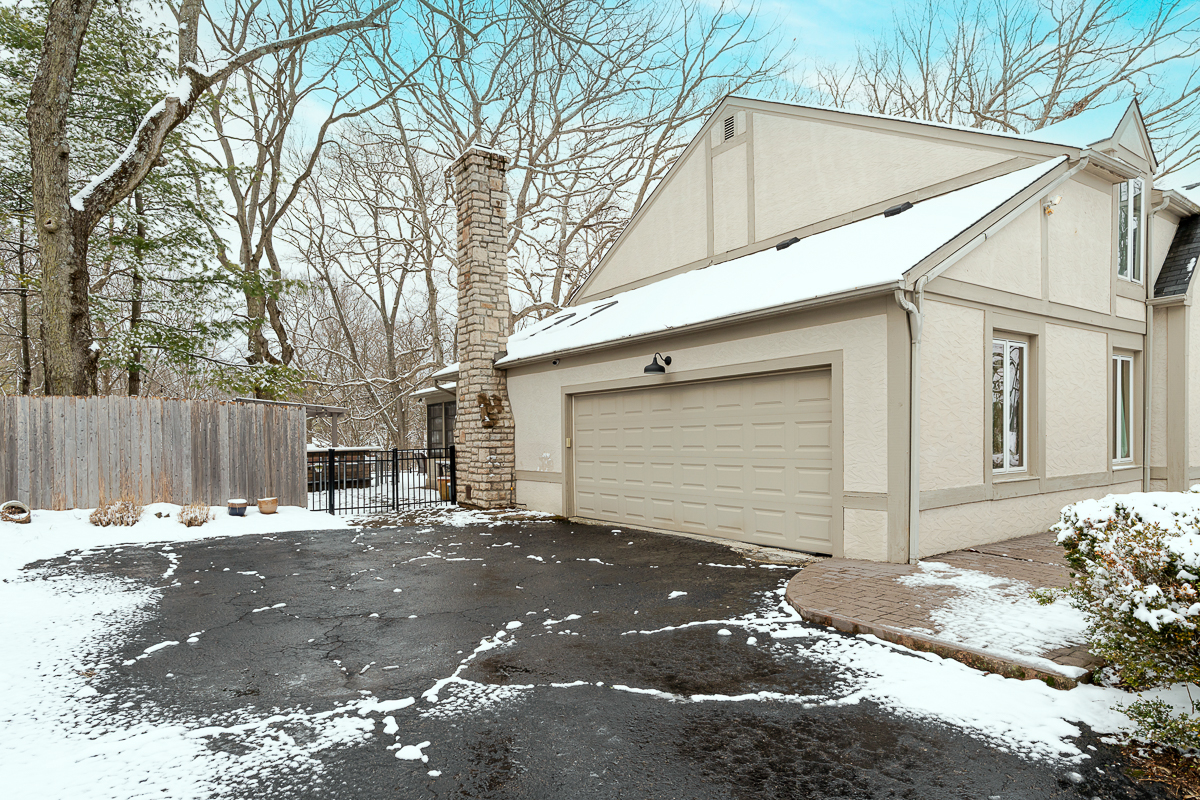 4316 Shire Cove Rd-8