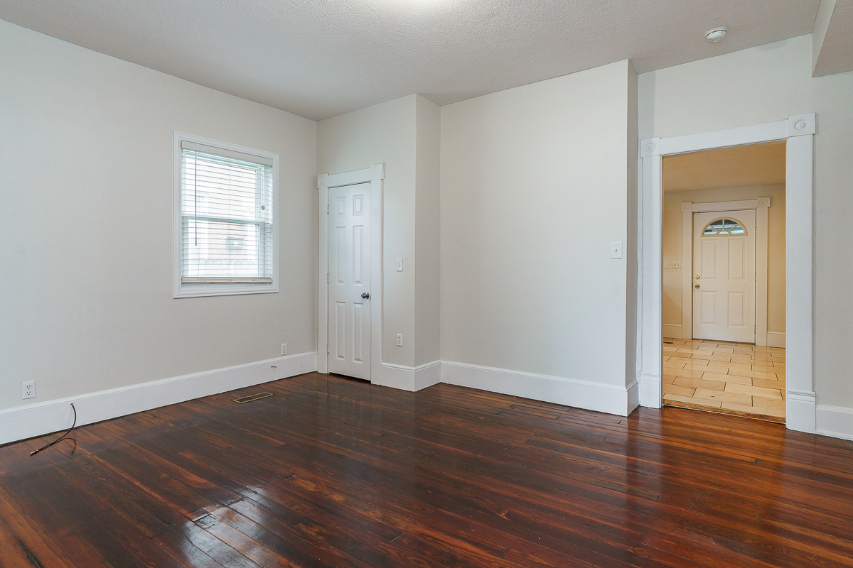 43 W Moler St-20