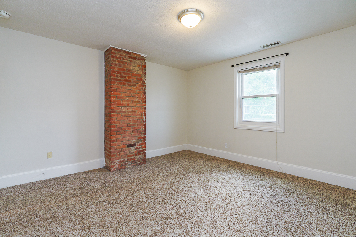 43 W Moler St-24