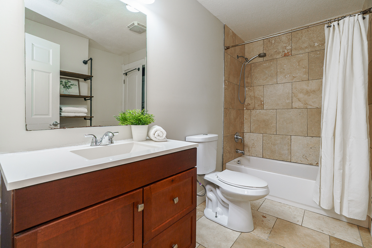 43 W Moler St-29