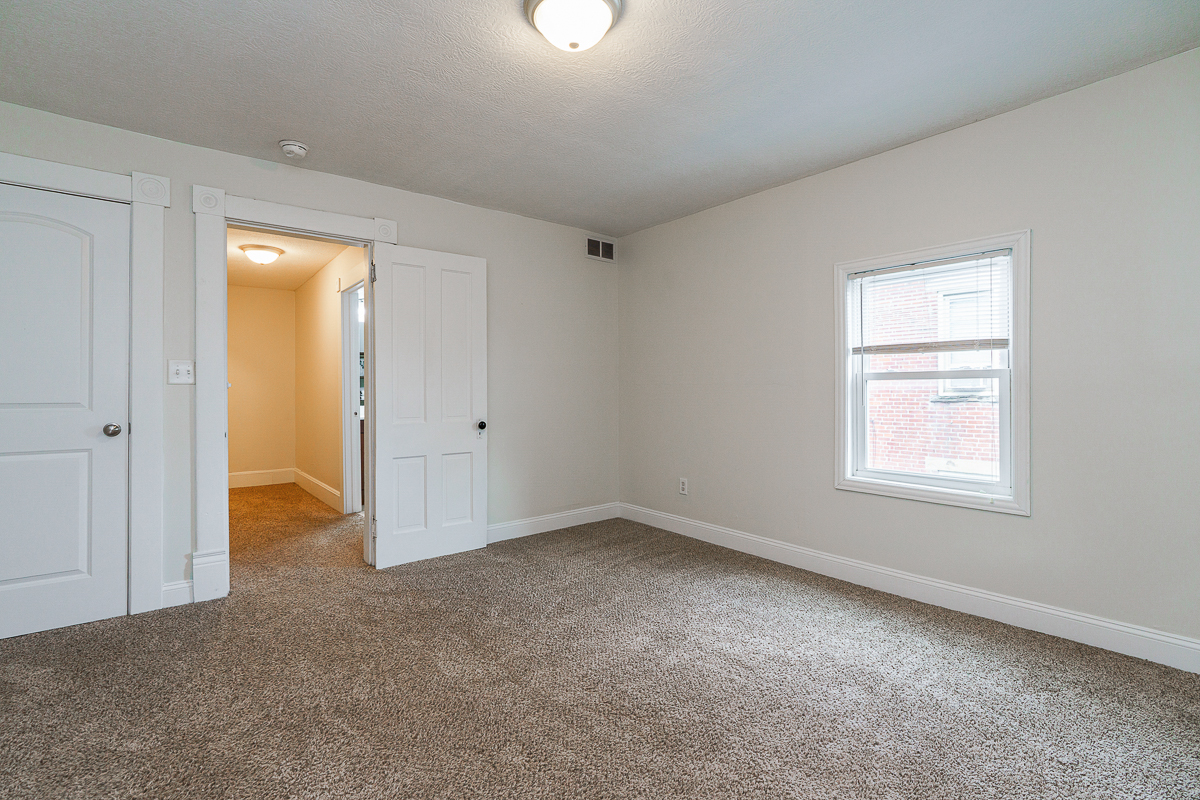 43 W Moler St-32