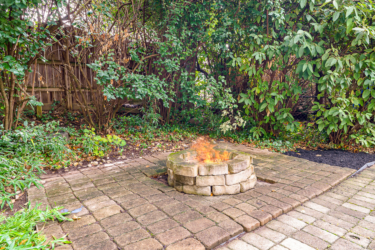 4464 Zeller Rd-15