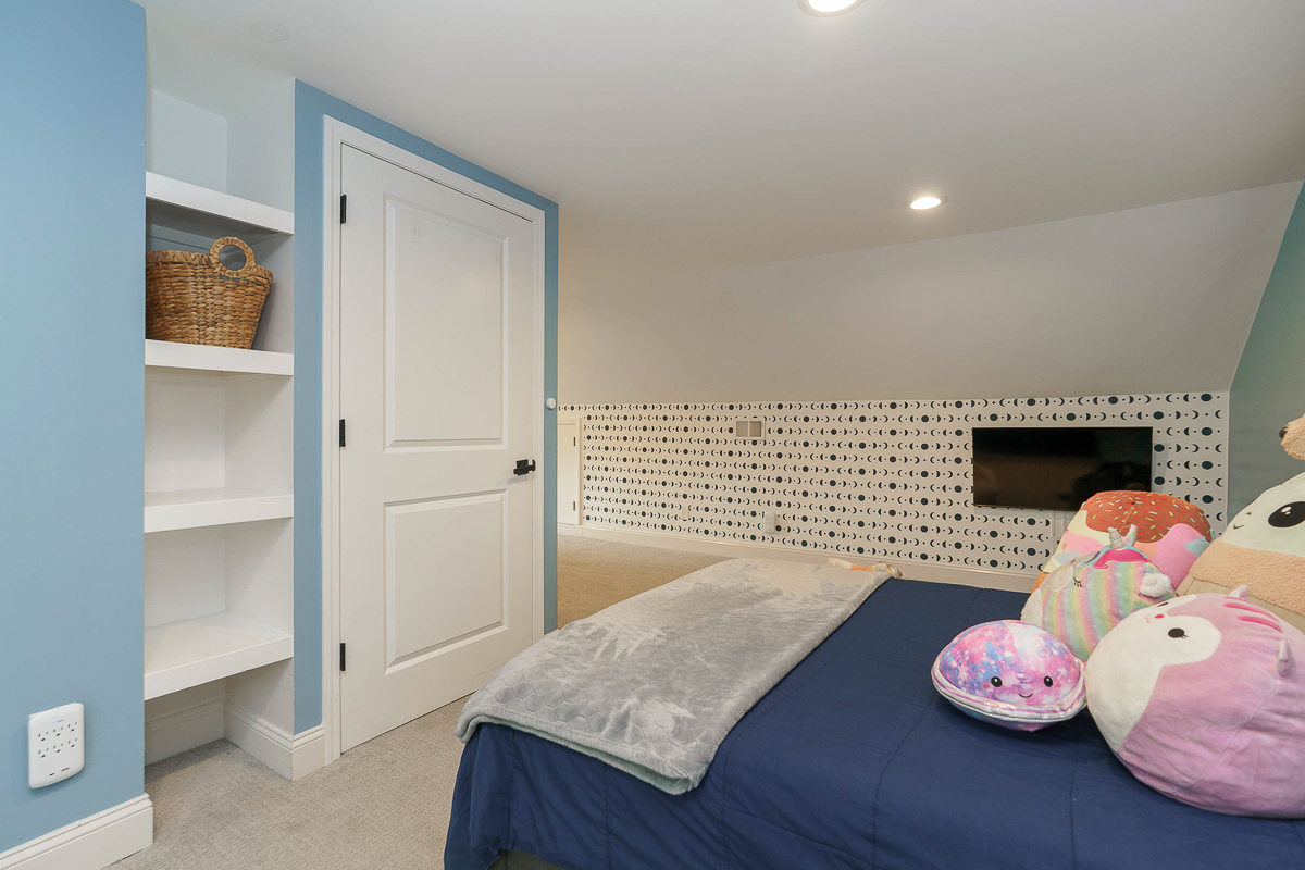 4464 Zeller Rd-47
