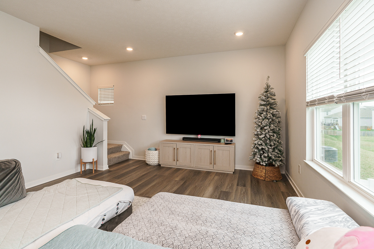 465 Faulkner Dr-13