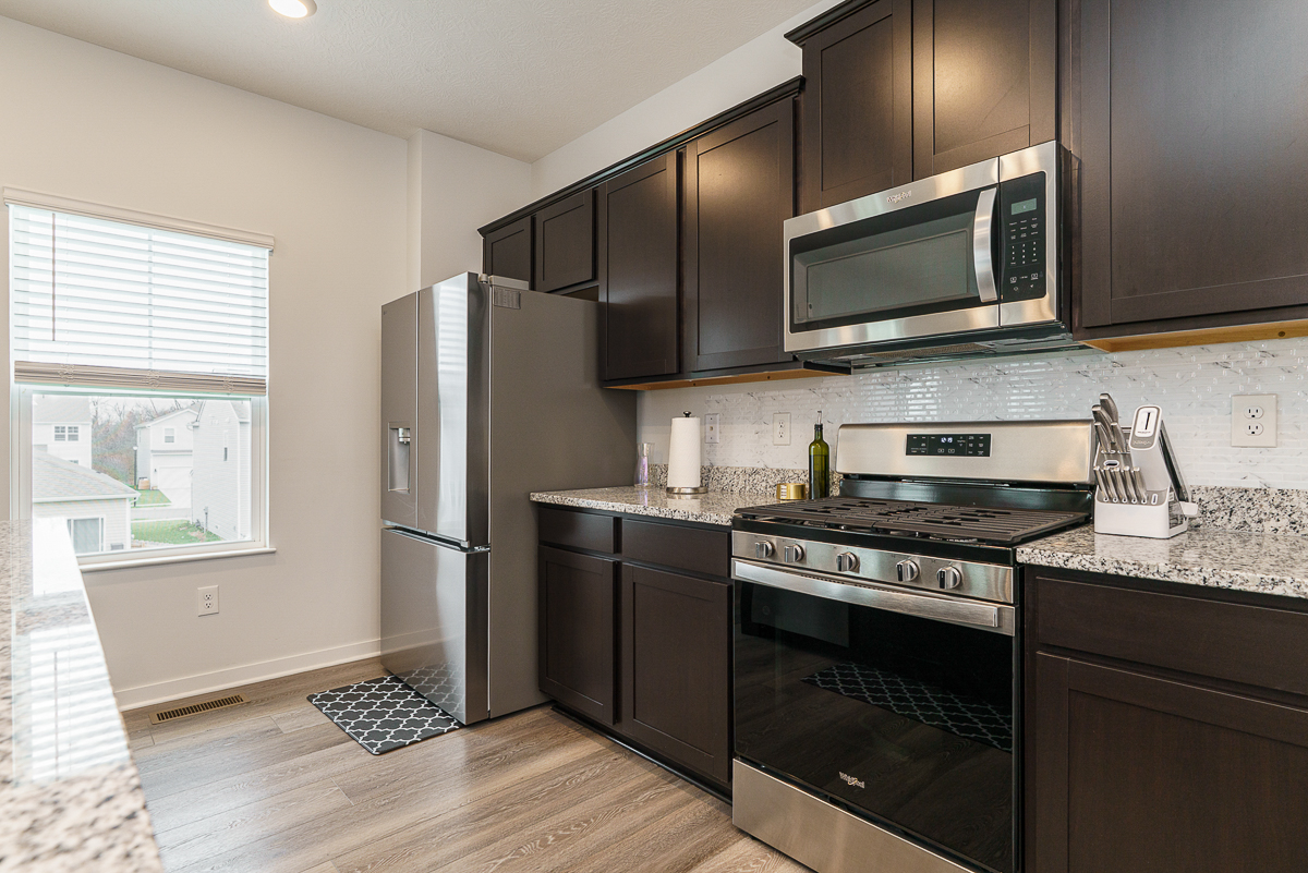 465 Faulkner Dr-19
