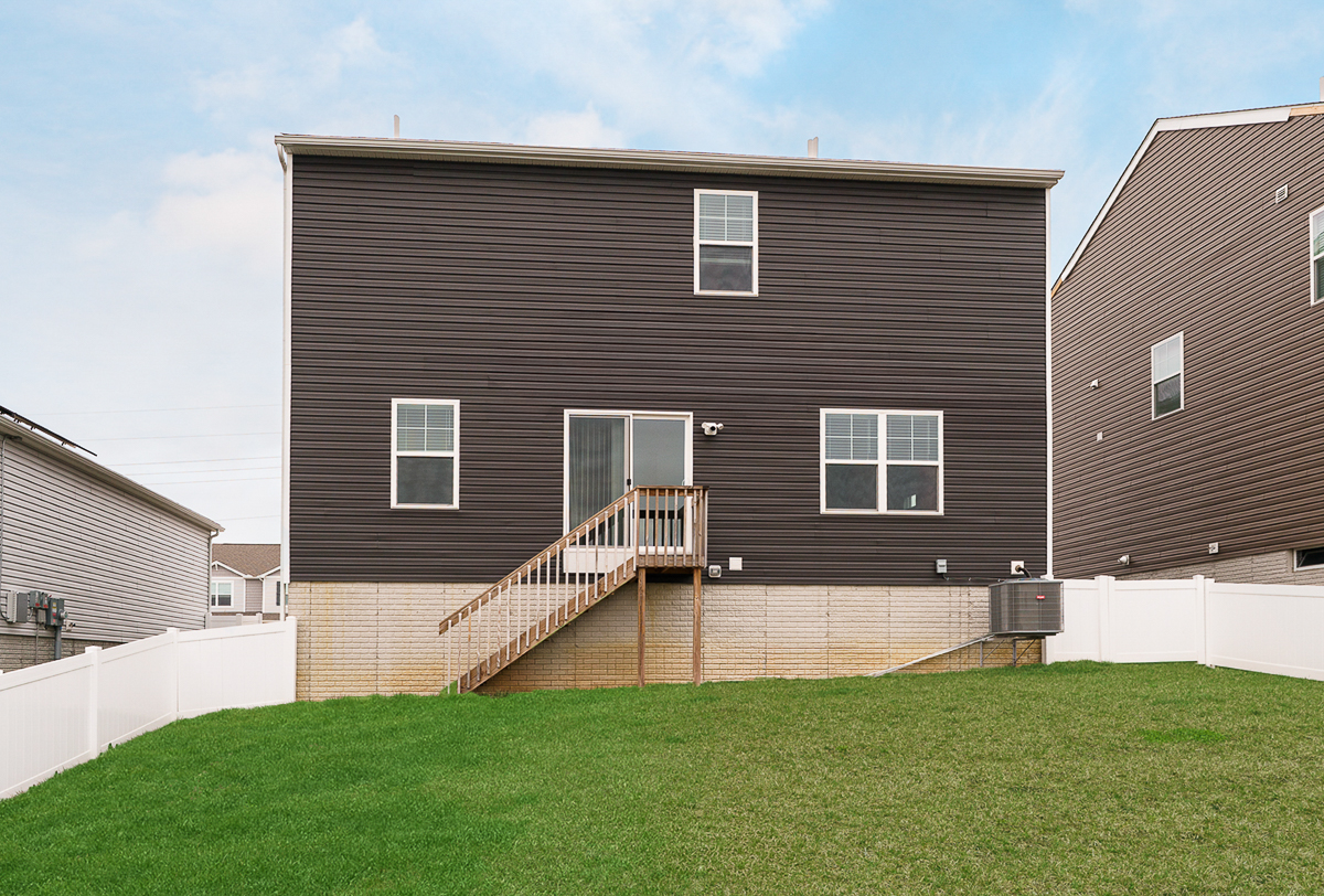 465 Faulkner Dr-7