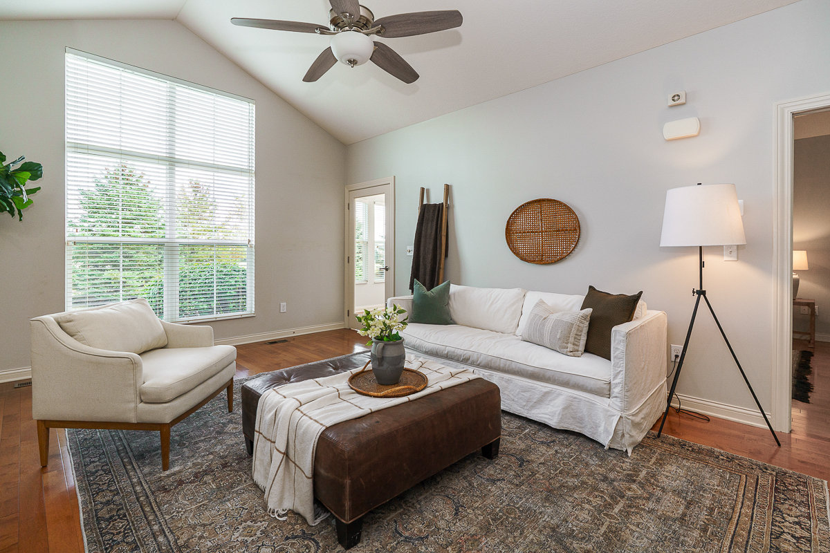 4706 Clubpark Dr-12