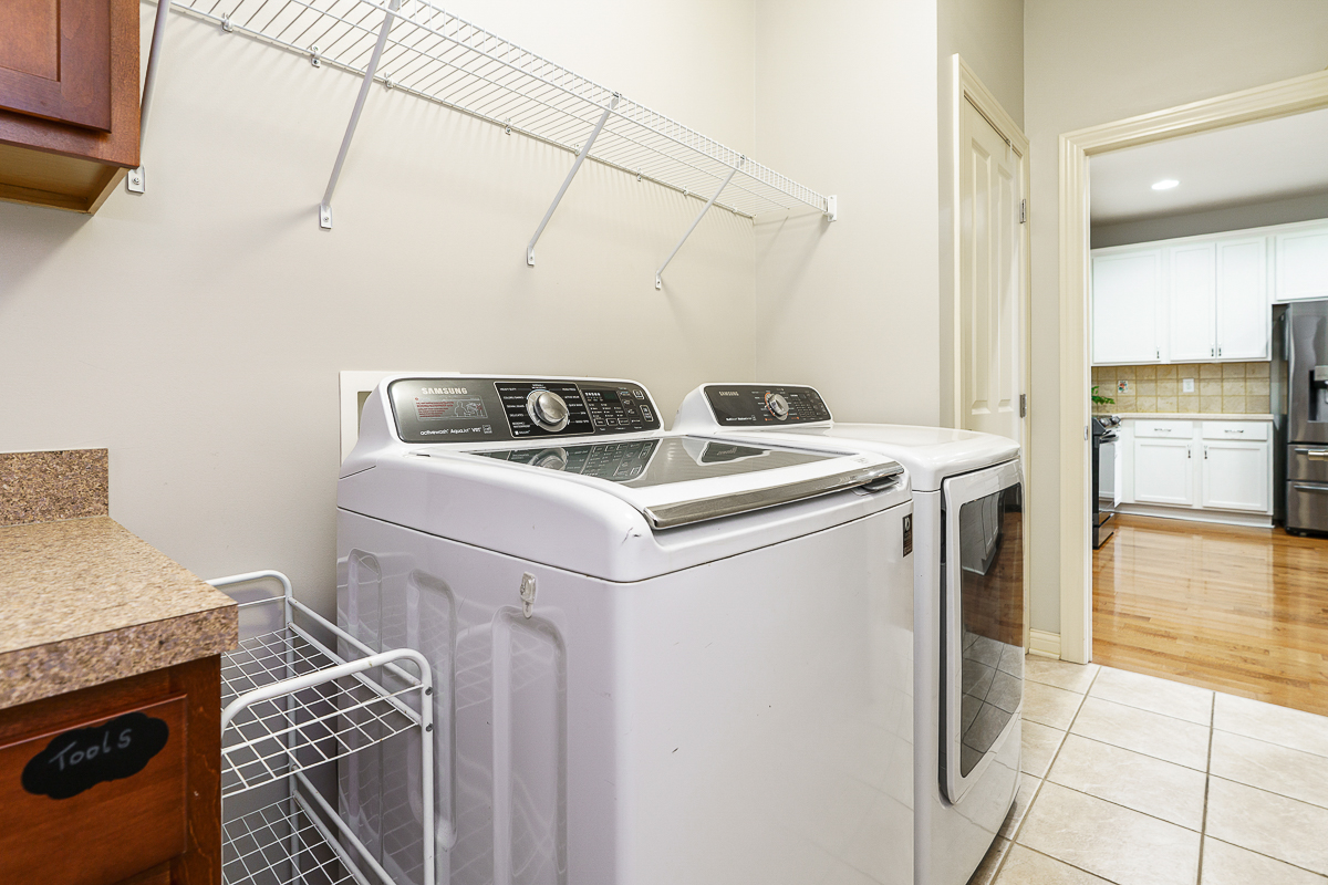 4706 Clubpark Dr-21