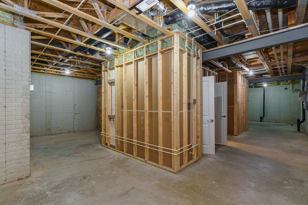 4706 Clubpark Dr-22