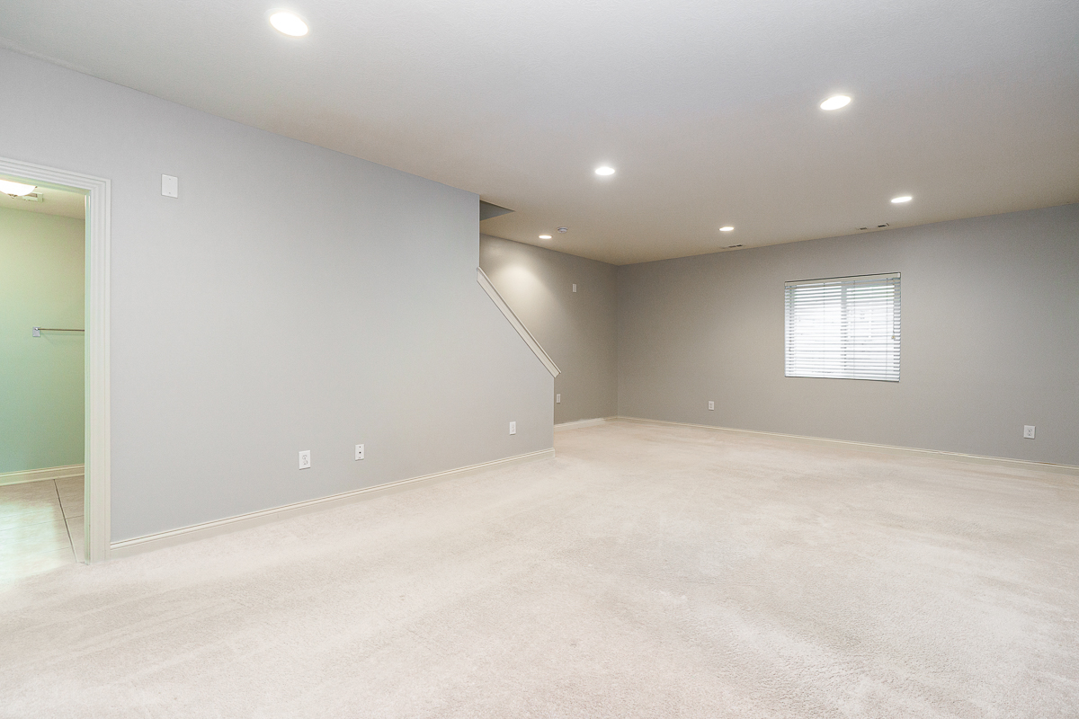4706 Clubpark Dr-24