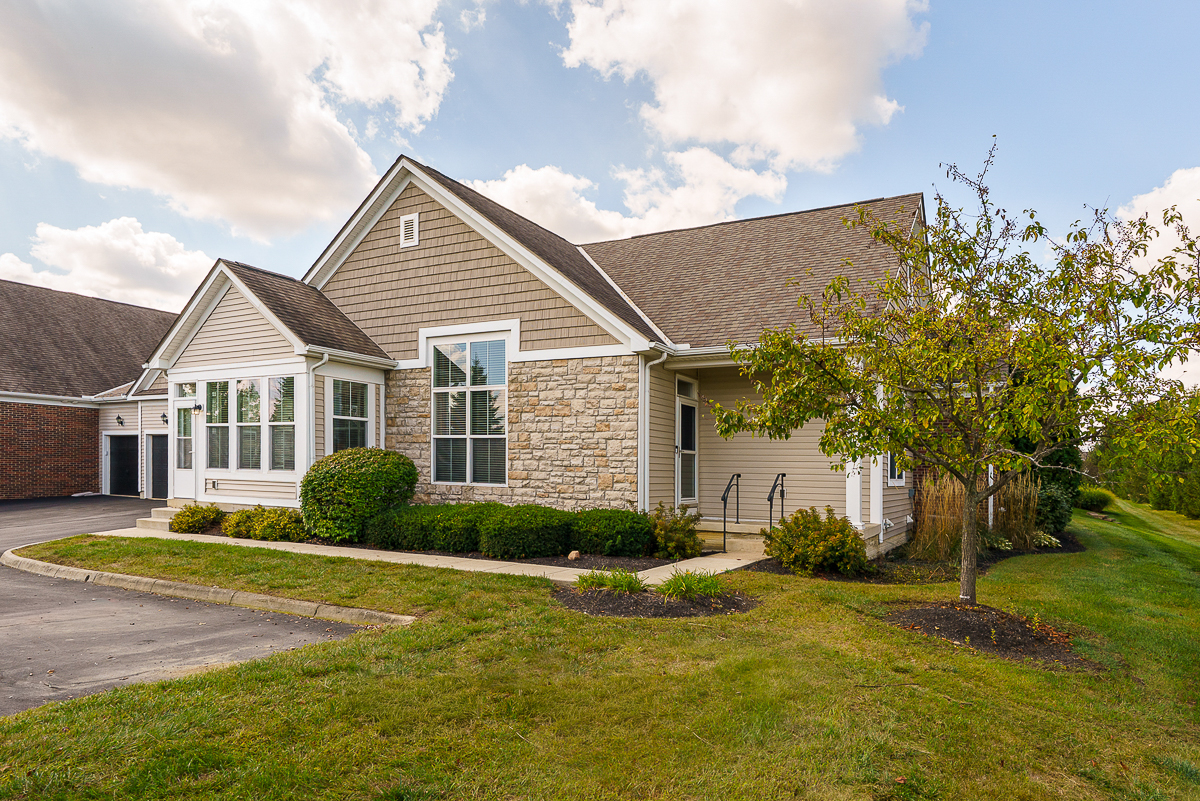 4706 Clubpark Dr-3