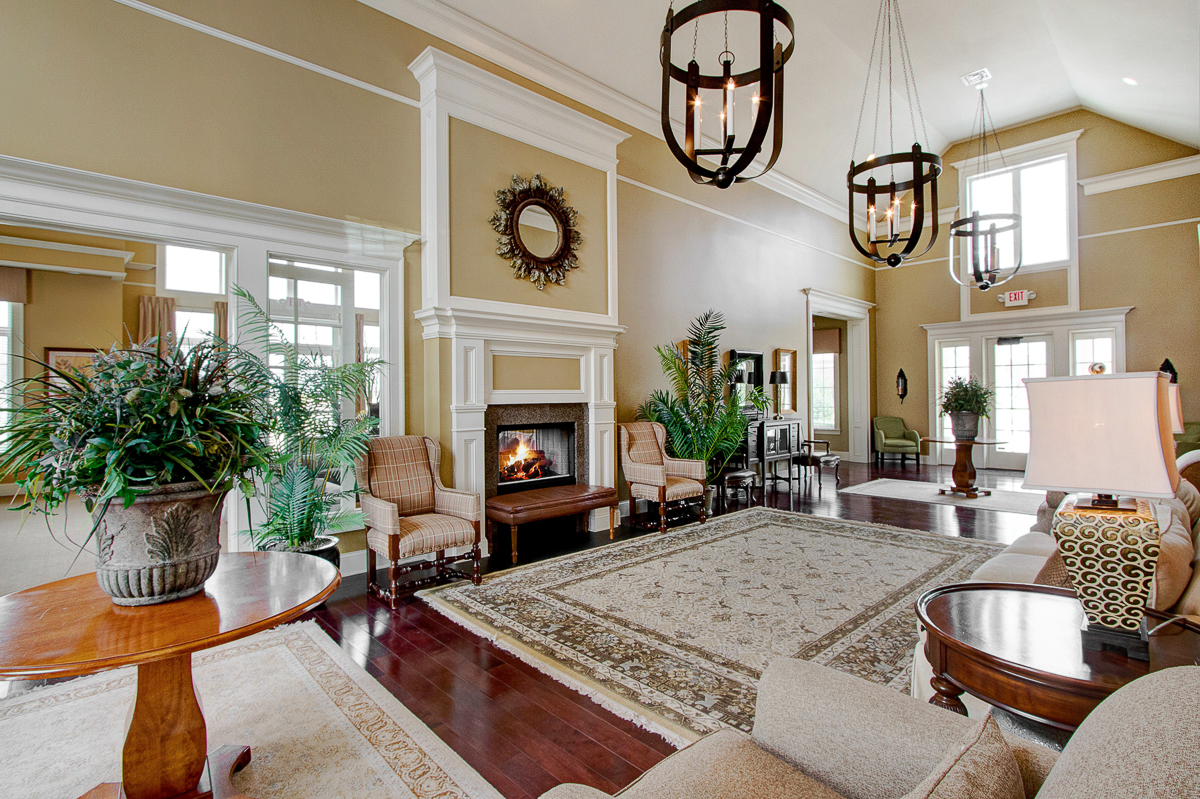 4706 Clubpark Dr-39