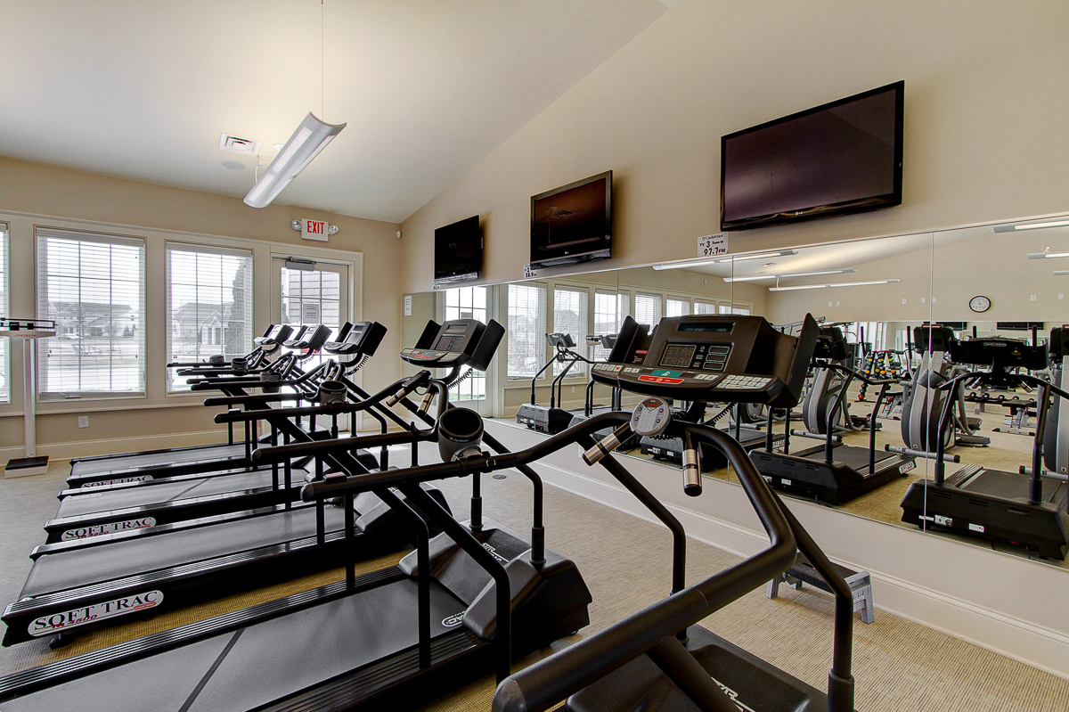 4706 Clubpark Dr-41