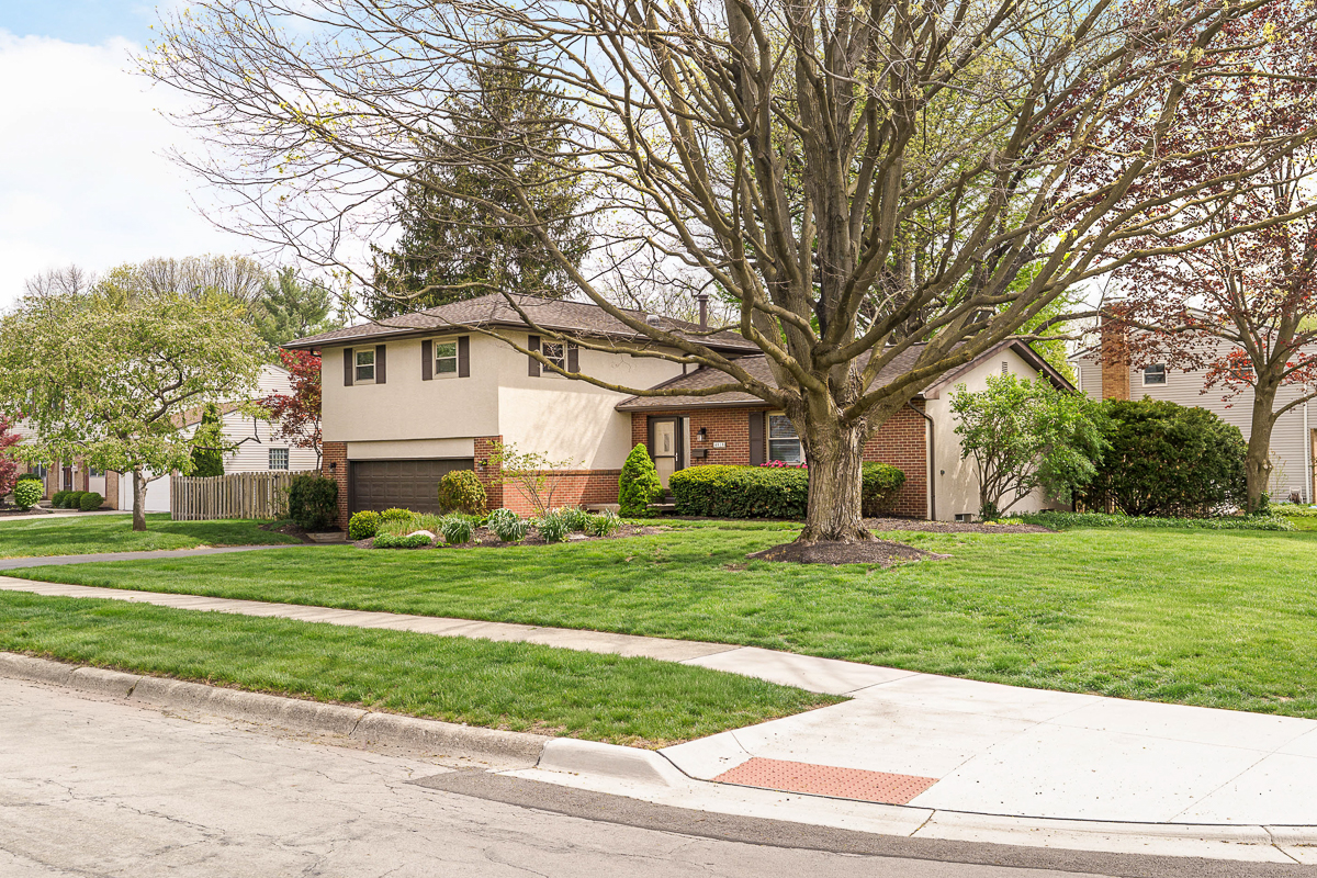 4818 Larwell Dr -6