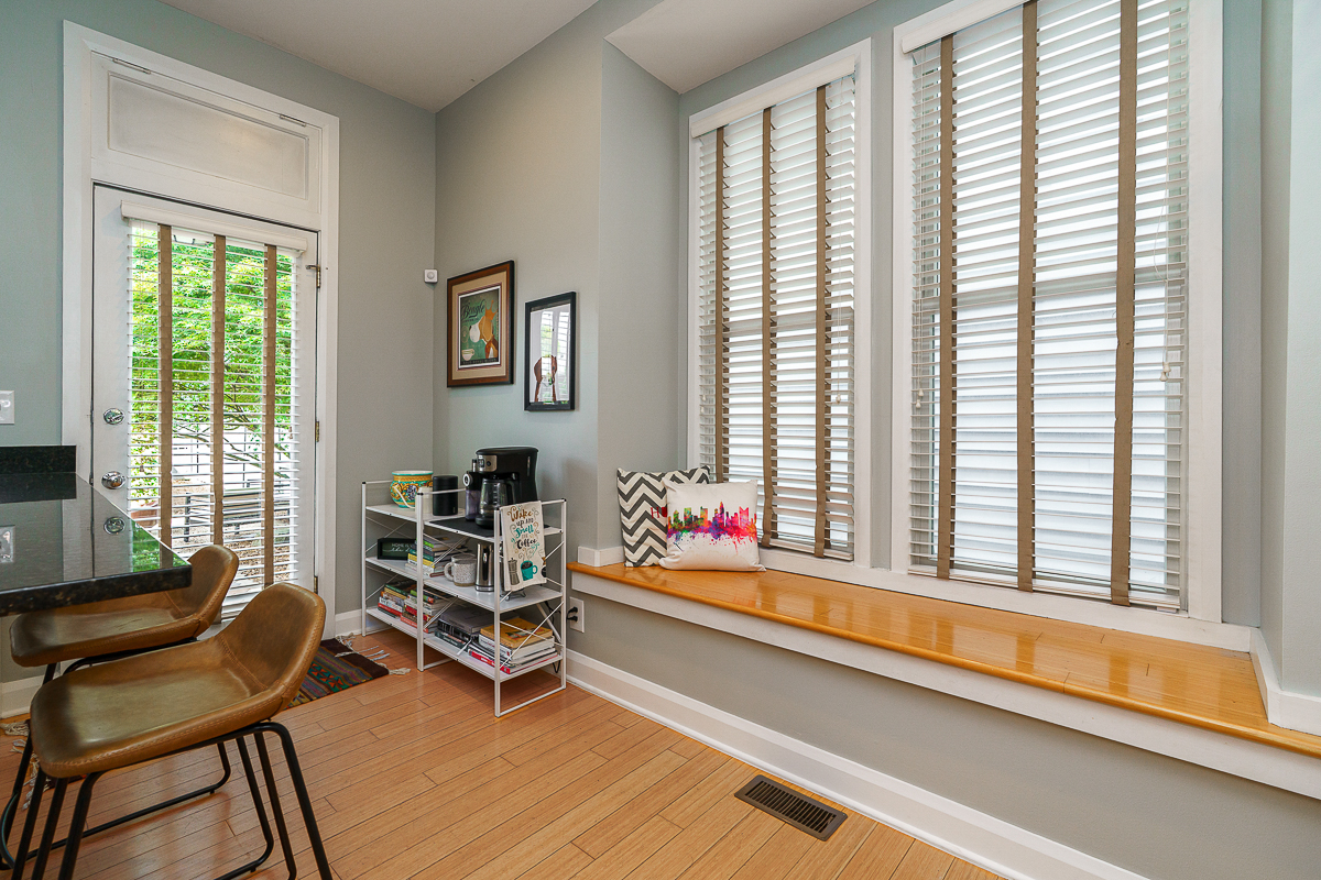 490 Stanley Ave-20