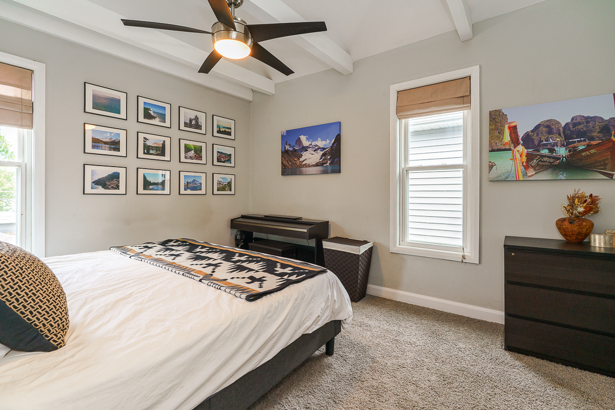 490 Stanley Ave-24