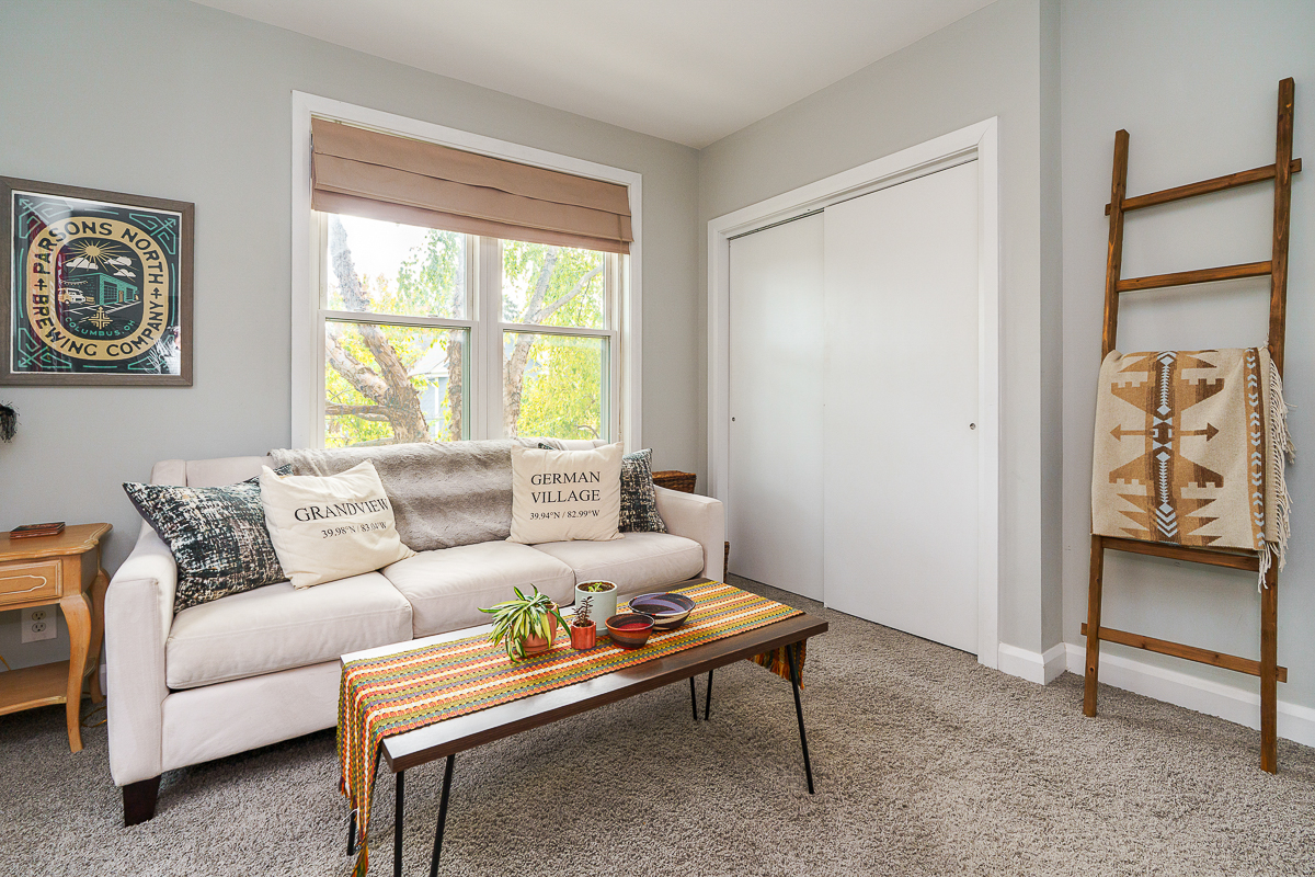 490 Stanley Ave-30
