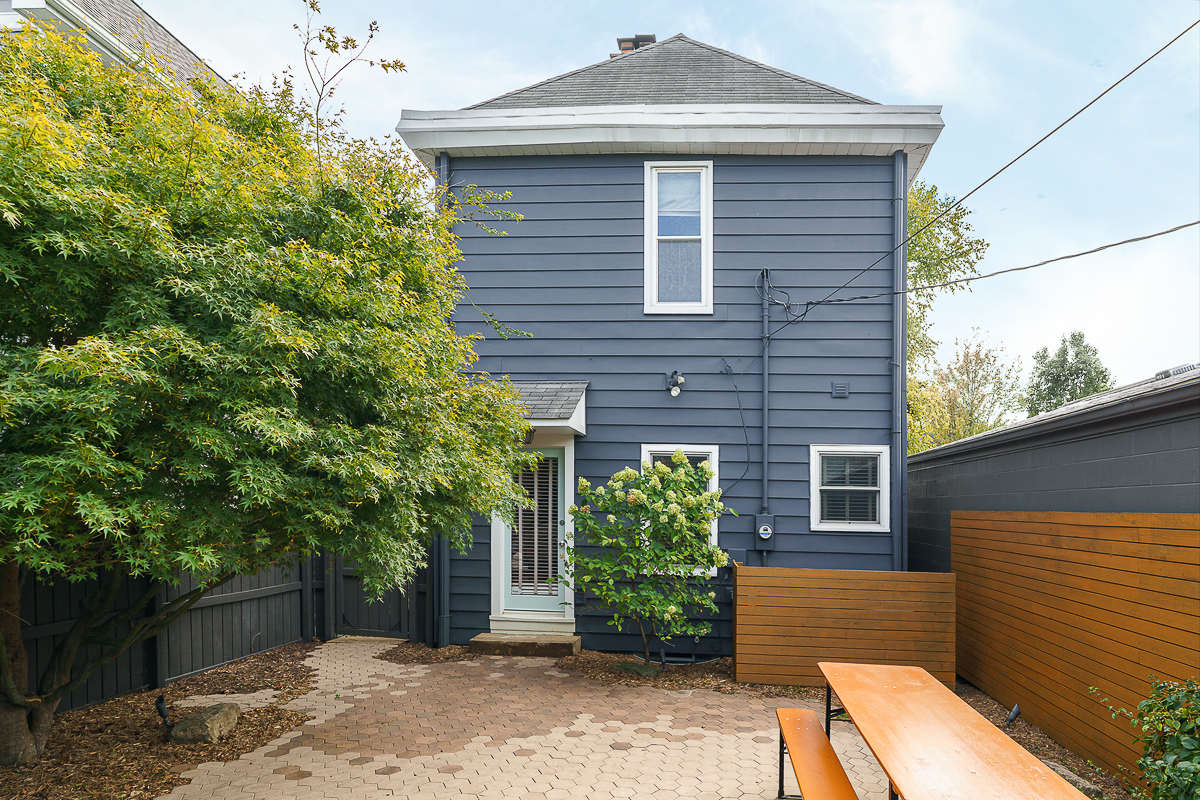 490 Stanley Ave-6