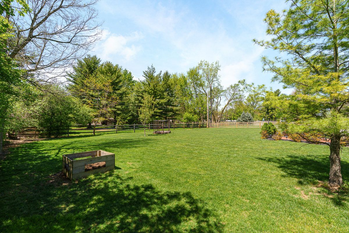 5001 Charlbury Rd-7