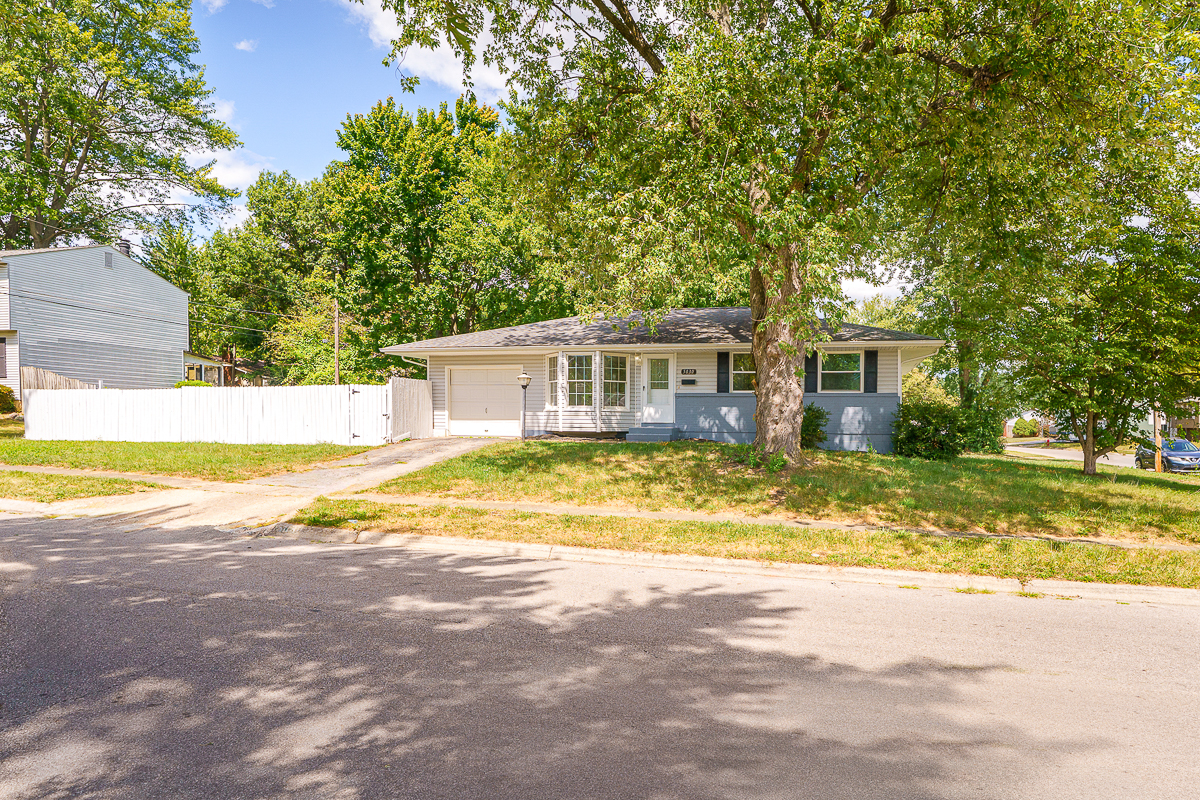 5030 Silverton Dr-2