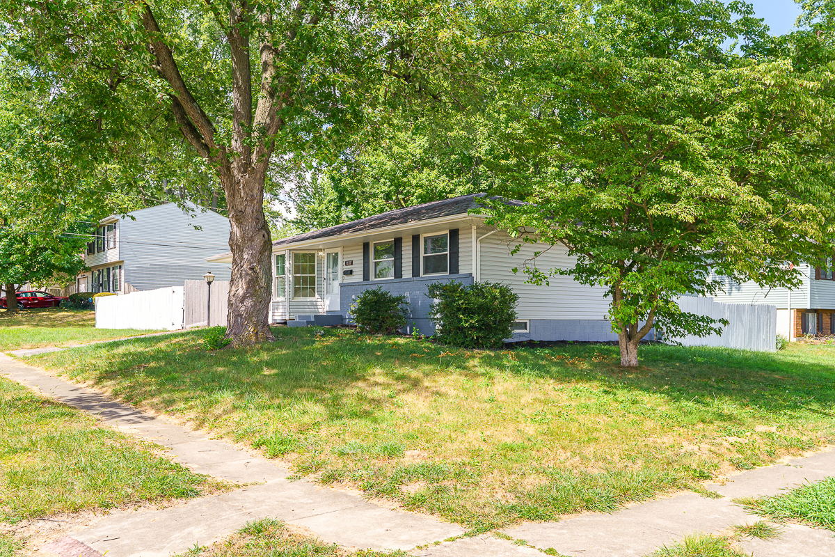 5030 Silverton Dr-3
