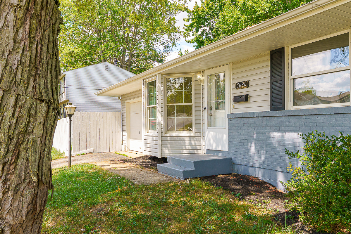 5030 Silverton Dr-4