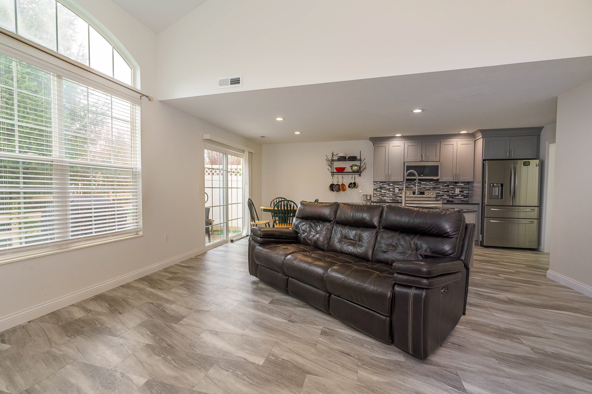 5141 Vinings Blvd-6