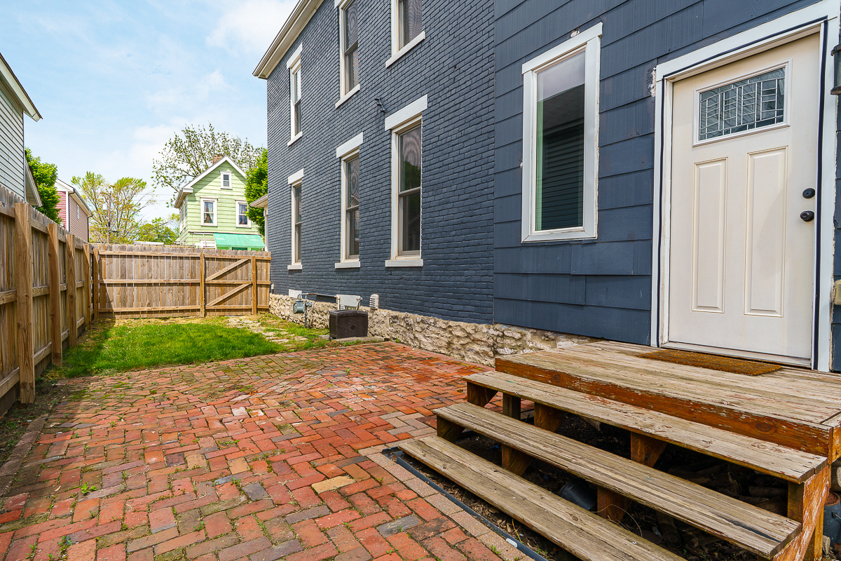 515 Cline St-9