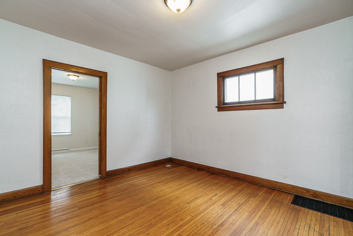 521 Melrose Ave-13