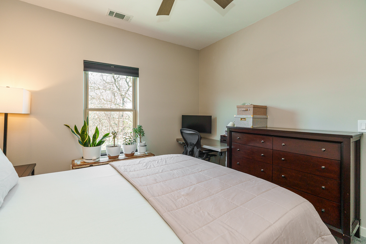 53 Buttles Ave-26