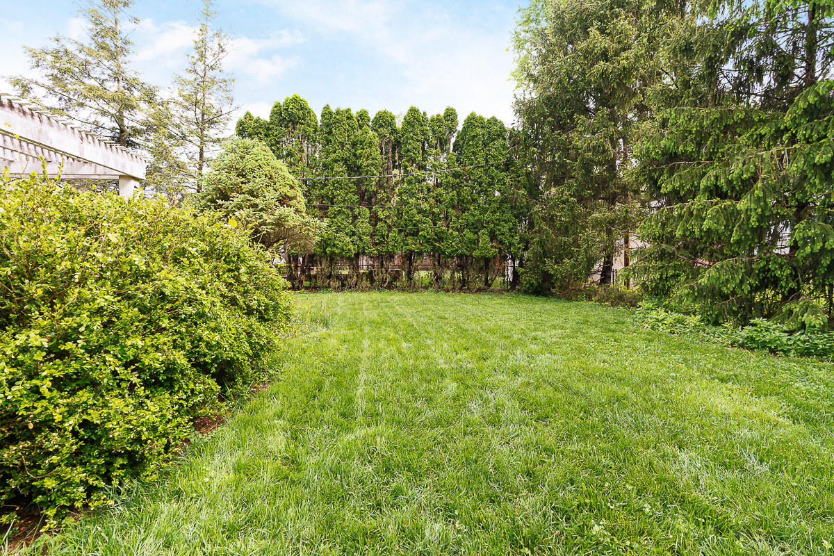 5308 Sharon Ave-10
