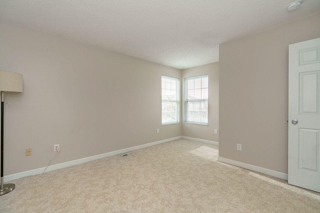 5418 Coral Berry Dr-36