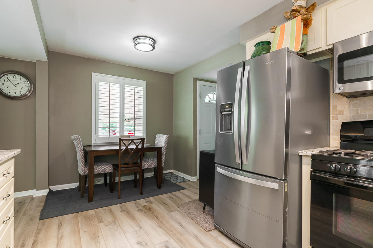 543 Blenheim Rd-22