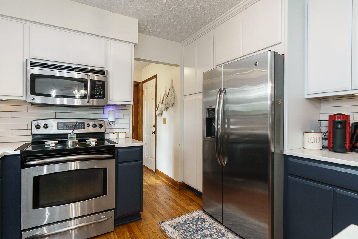 543 Whitson Dr-23