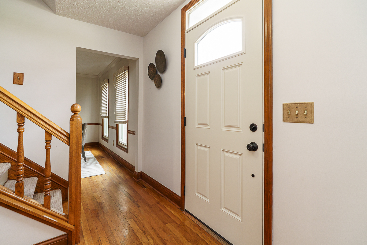543 Whitson Dr-25