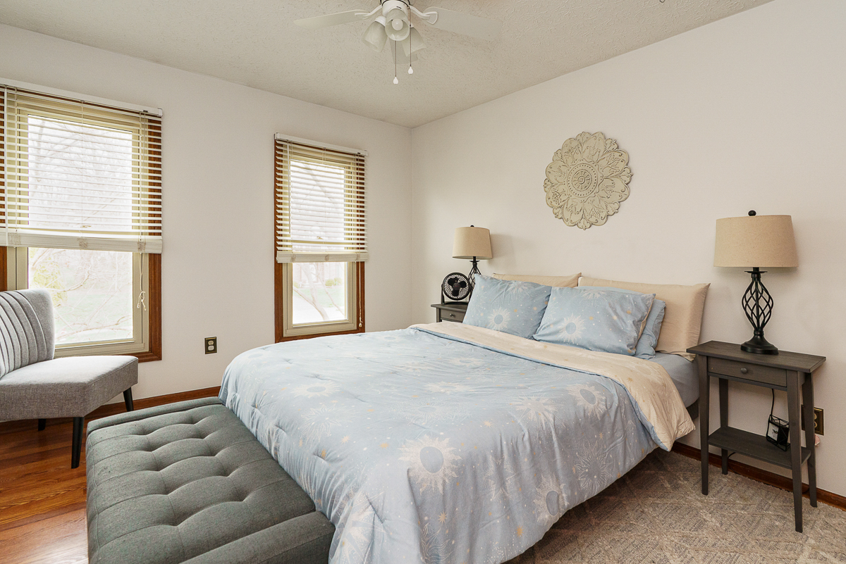 543 Whitson Dr-35