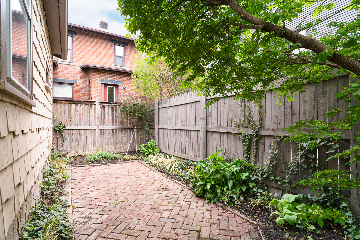 545 Cedar Alley-10