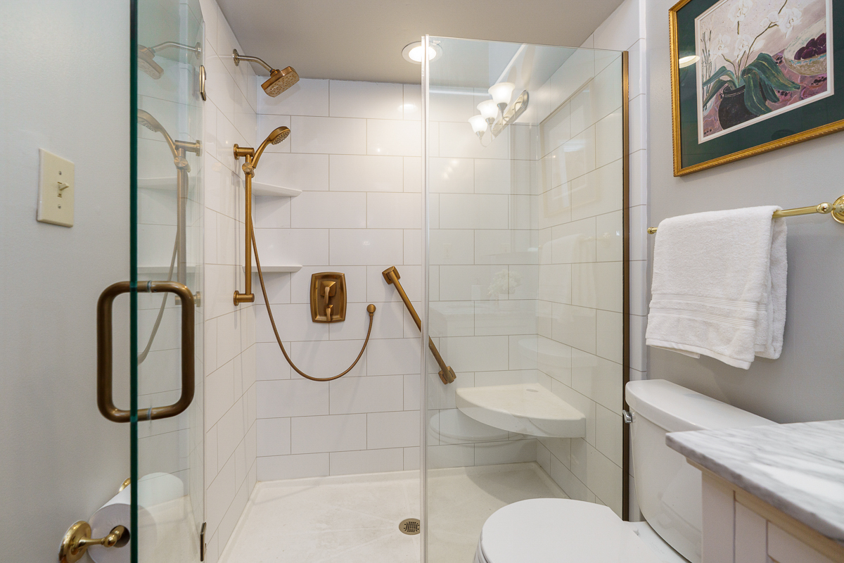 545 Cedar Alley-27